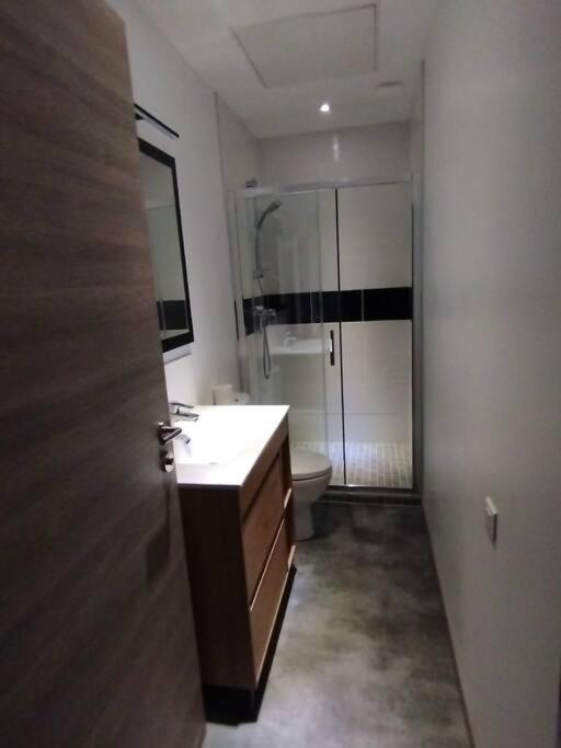 Le Grand Montjoux Apartman Besançon Kültér fotó
